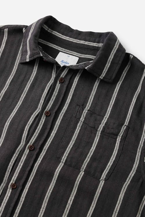 laydown detail image of Alan Short Sleeve Shirt