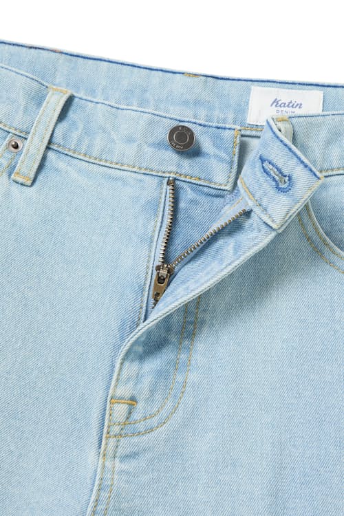 laydown detail image of George '64 Denim Short