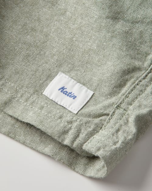 laydown detail image of Isaiah Cotton Linen Local Short - 7"