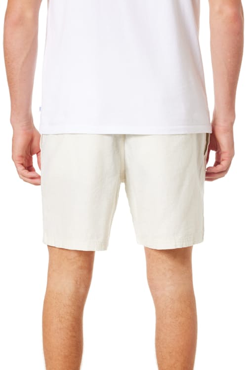 on model image of Isaiah Cotton Linen Local Short - 7"