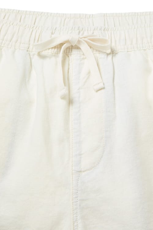 laydown detail image of Isaiah Cotton Linen Local Short - 7"