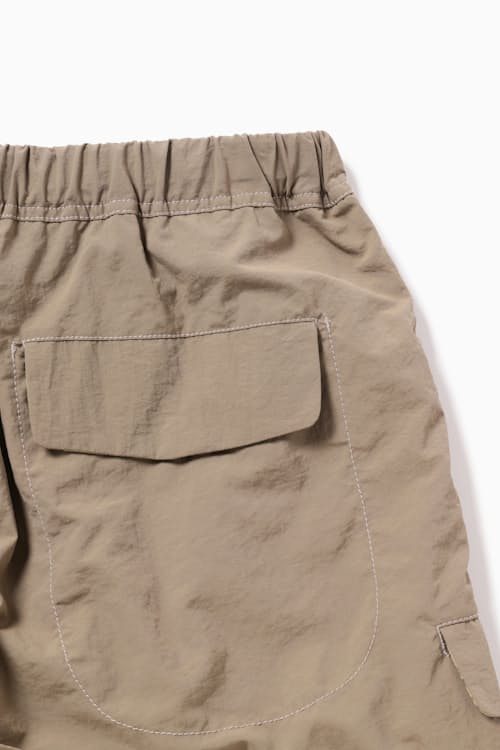 laydown detail image of hiking club Ny taffeta hiker short pants