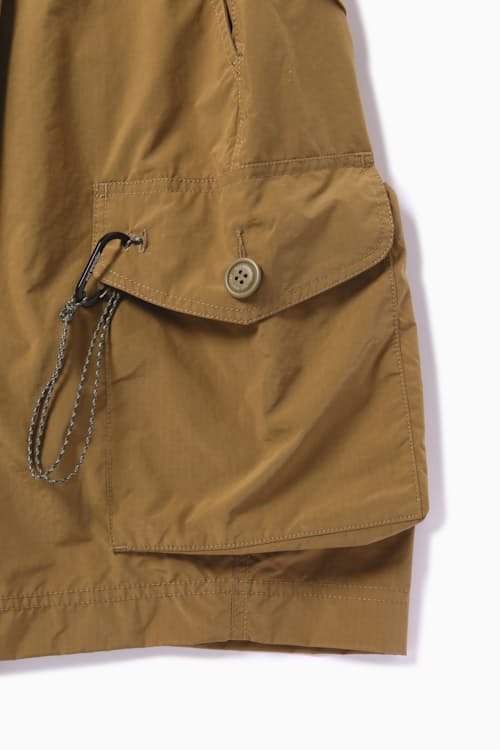 laydown detail image of Ripstop Oversized Cargo Shorts