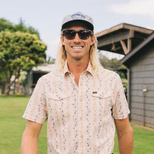 lifestyle image of H Bar B Short Sleeve Snapshirt