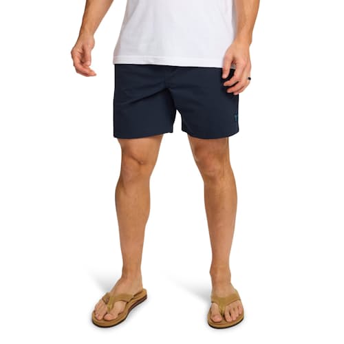 on model image of Salado Seersucker Shorts - 7"