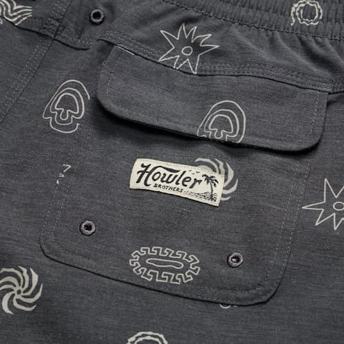 laydown detail image of Deep Set Swim Trunks - 7"