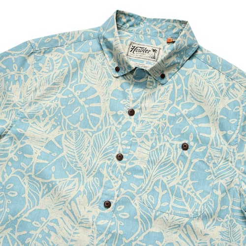 laydown detail image of Mansfield Short Sleeve Shirt