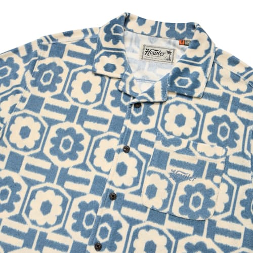 laydown detail image of Palapa Terry Short Sleeve Shirt