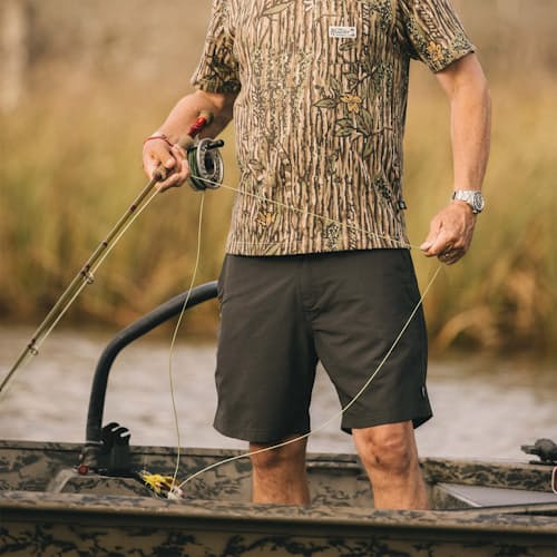 lifestyle image of Horizon Hybrid Shorts -7.5”