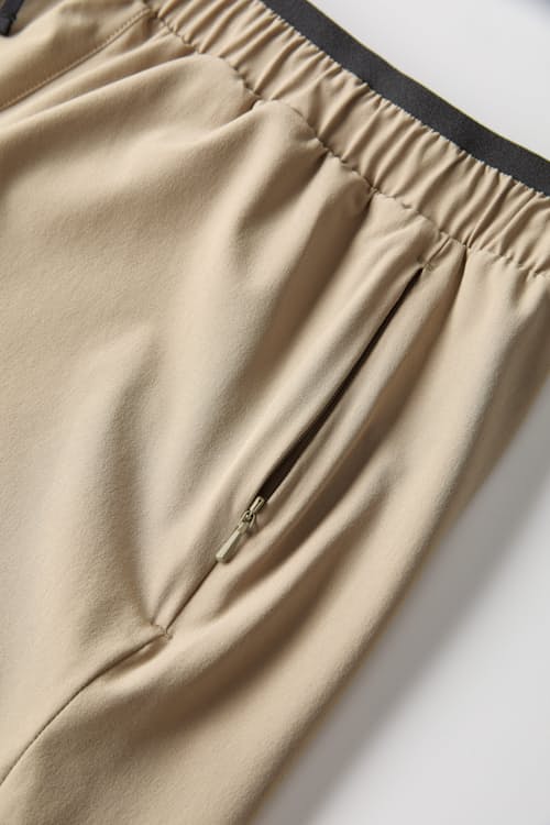 laydown detail image of Training Shorts - 7"