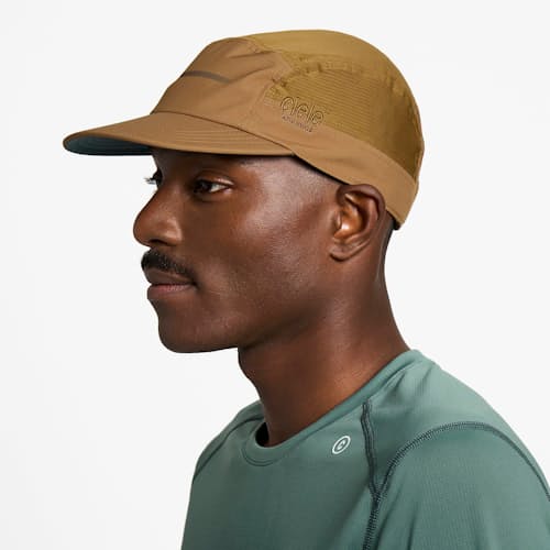 on model image of GOCap - Comp - Bars Hat