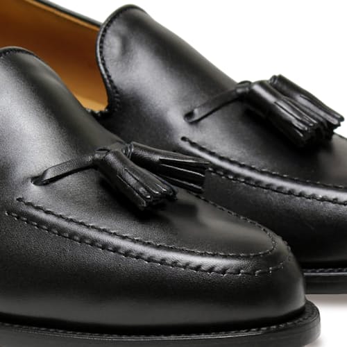 laydown detail image of Tassle Loafer