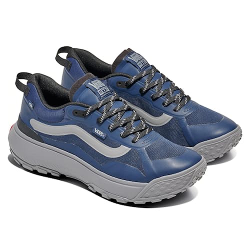 laydown image of MTE Crosspath Trail Sneaker