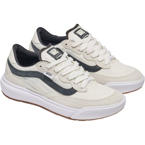 laydown image of MTE Ultrarange 2.0 SE Sneaker