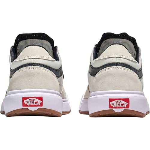 laydown image of MTE Ultrarange 2.0 SE Sneaker