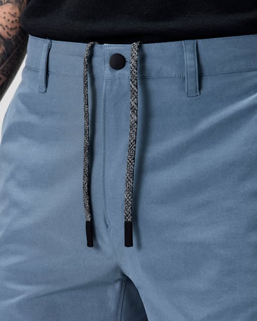 on model image of Equator Hybrid Short - 5"