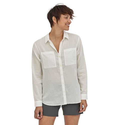 on model image of Women's Lightweight A/C Buttondown