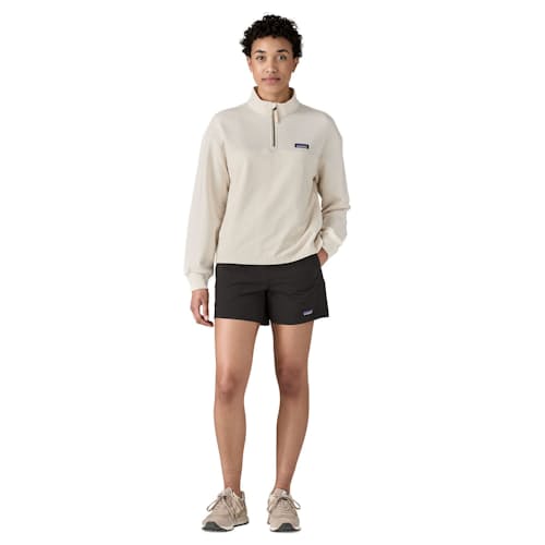 on model image of Women's Baggies Shorts - 5"