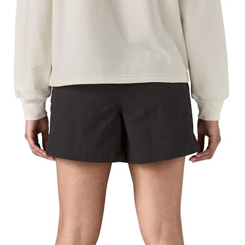 on model image of Women's Baggies Shorts - 5"