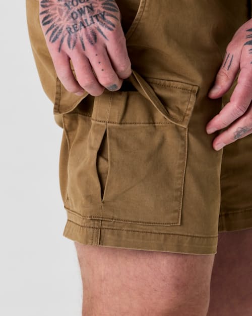 on model image of 365 Cargo Short - 7"