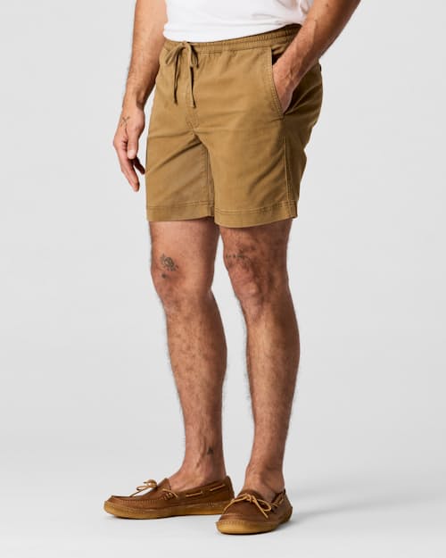 on model image of 365 Drawstring Short - 7"