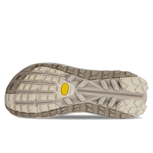 laydown image of Olympus 6 Max Cushion Trail Sneaker