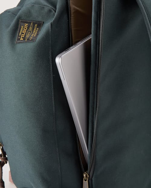 laydown detail image of Dryden Duffel Pack Hybrid Exclusive - 46L