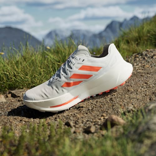 lifestyle image of Terrex Speed Ultra Trail Racing