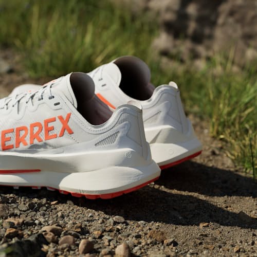 lifestyle image of Terrex Speed Ultra Trail Racing