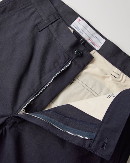 laydown detail image of Utility Cotton Ripstop Cargo Pant