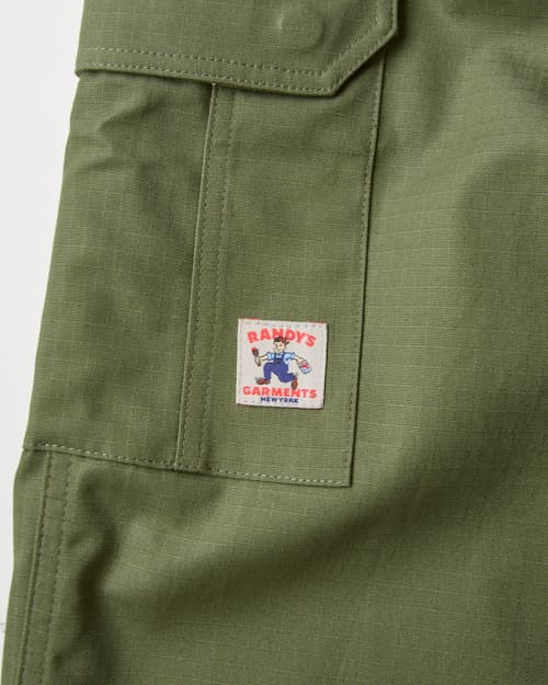 laydown detail image of Utility Cotton Ripstop Cargo Pant