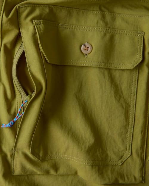 laydown detail image of Long-Sleeved Self-Guided Sun Shirt