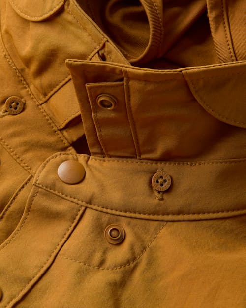 laydown detail image of River Rambler Hybrid Sun Hoody