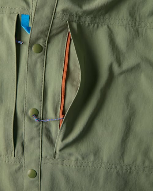 laydown detail image of River Rambler Hybrid Sun Hoody