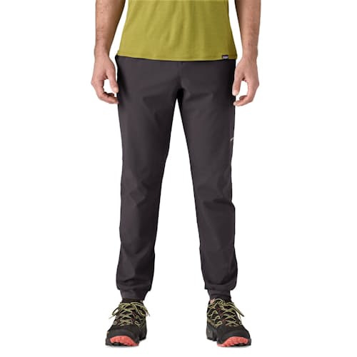 on model image of Terrebonne Joggers