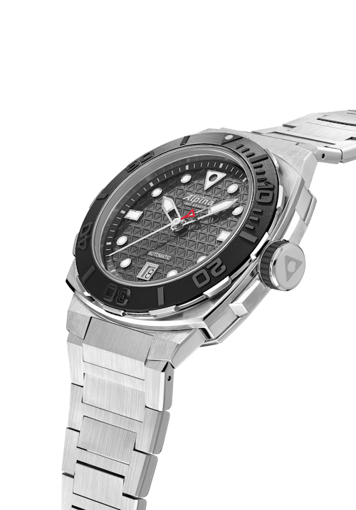 lifestyle image of Seastrong Diver Extreme Automatic Watch
