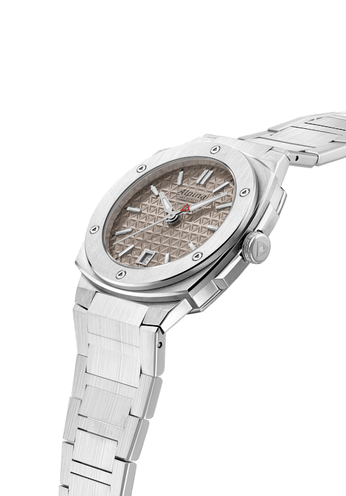 lifestyle image of Alpiner Extreme Quartz Automatic Watch