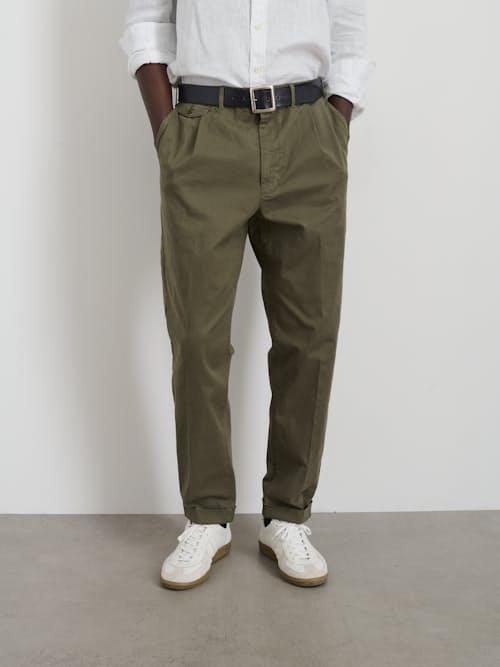 on model image of Standard Pleated Chino Pant