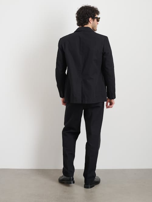on model image of Grant Cotton Linen Blazer