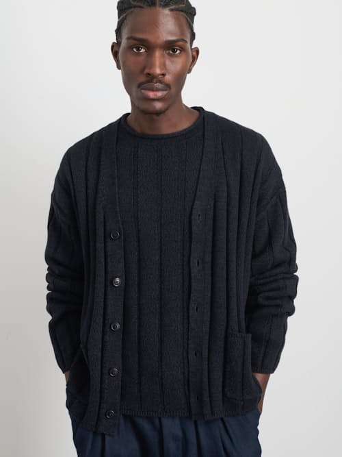 on model image of Isaac Cotton Linen Cardigan