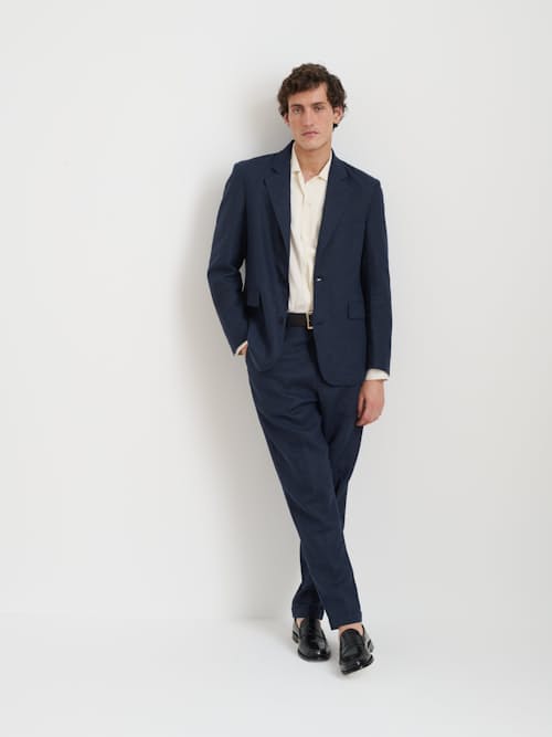 on model image of Cooper Linen Blazer