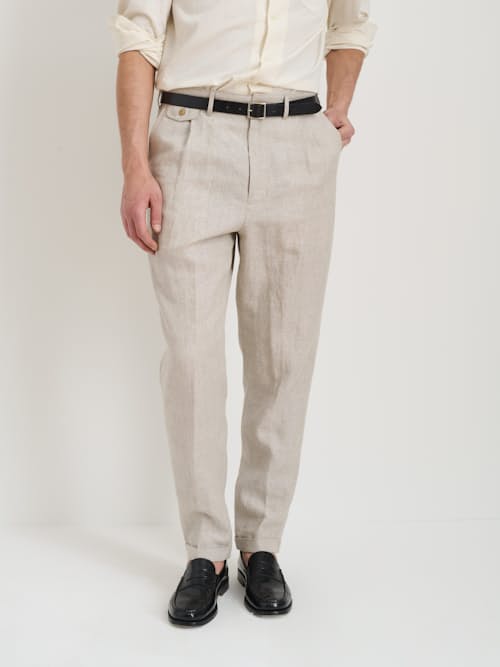 on model image of Standard Pleated Linen Pant