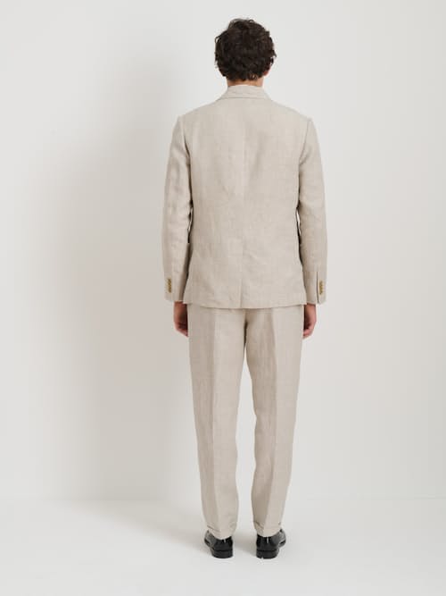 on model image of Standard Pleated Linen Pant
