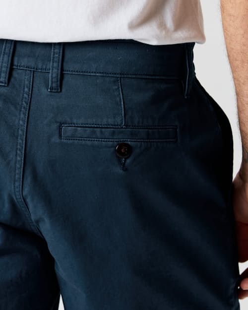 on model image of 365 Chino Short - 5"