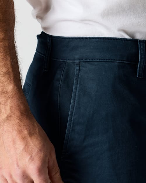 on model image of 365 Chino Short - 5"