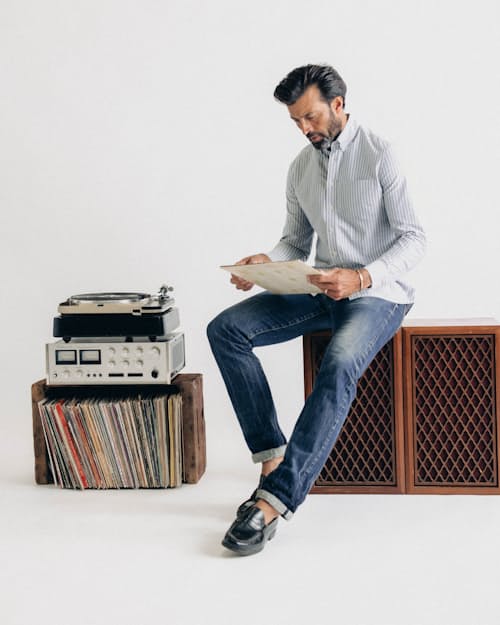 lifestyle image of The Jack Everyday Oxford Shirt
