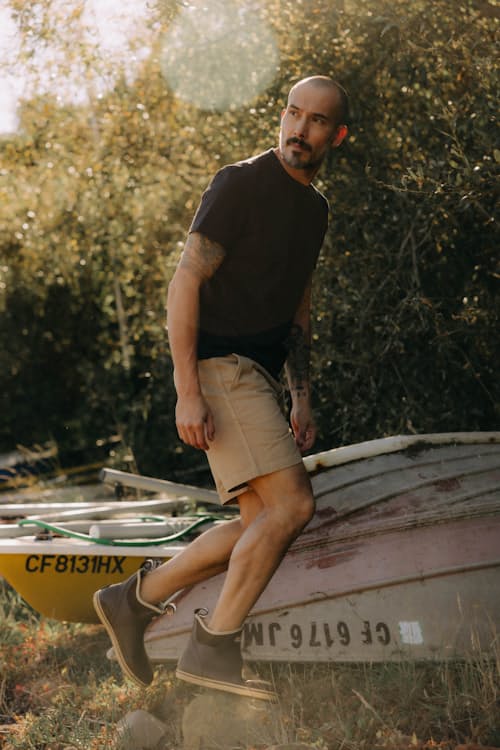 lifestyle image of The Apres Short - 7"