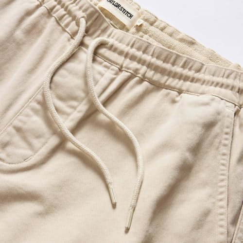 laydown detail image of The Apres Short - 7"