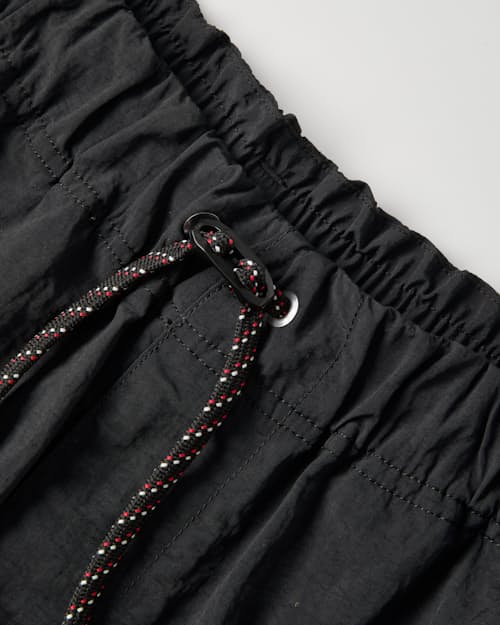 laydown detail image of Tusser Nylon Easy Short