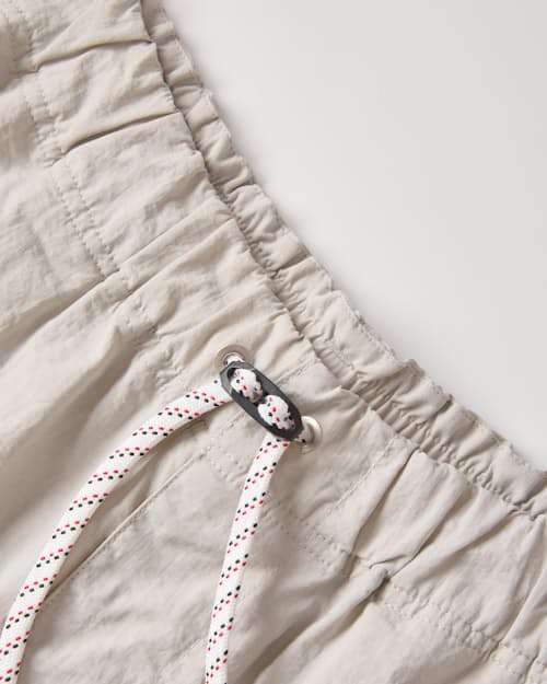 laydown detail image of Tusser Nylon Easy Short